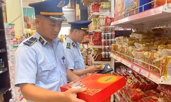 Siết kỷ cương, bảo vệ thị trường