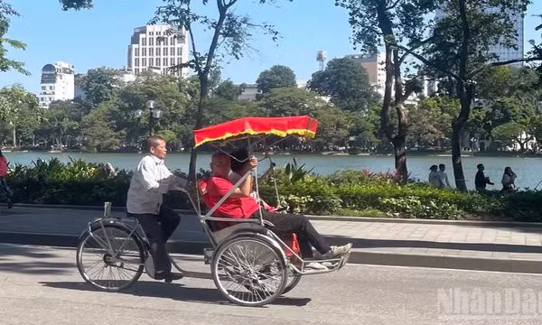 Thời tiết ngày 24/5: Bắc Bộ, Trung Bộ có nắng nóng gay gắt, nhiều nơi trên 38 độ C