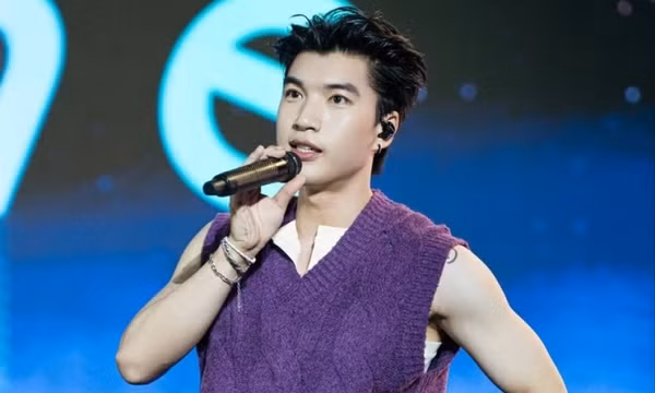 HIEUTHUHAI được nghe nhiều nhất trên mạng tháng qua, 'con tướng' Hngle là ai mà hot?