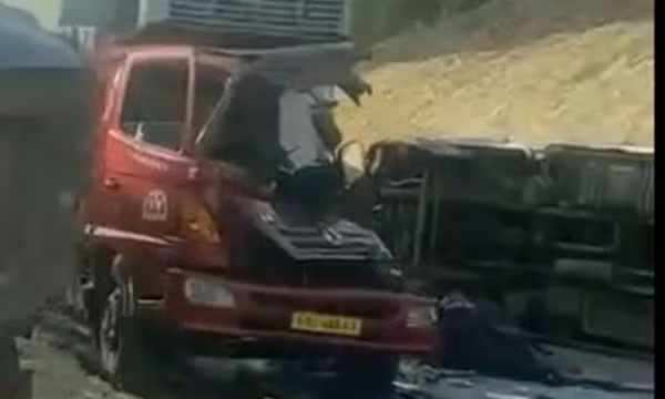 Tai nạn nghiêm trọng trên cao tốc Cam Lộ - La Sơn, 2 người tử vong