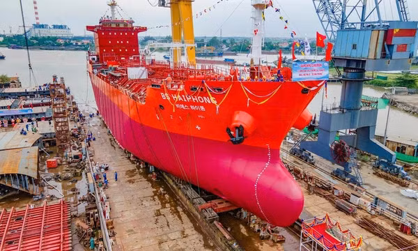 Ngành đóng tàu mạnh sẽ nâng cao năng lực bảo vệ chủ quyền biển đảo