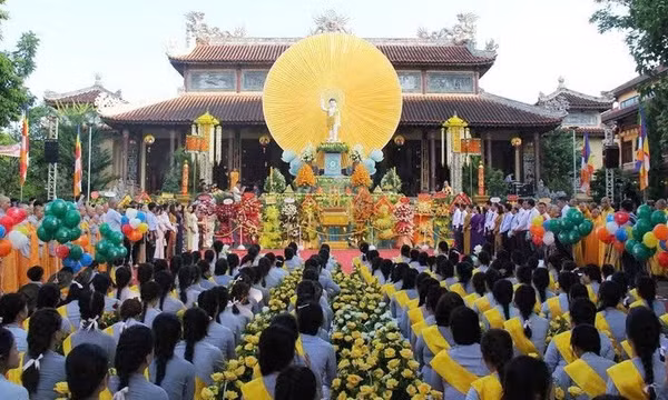 Thành phố Huế: Trang nghiêm cử hành Đại lễ Phật đản Phật lịch 2570 tại tổ đình Từ Đàm