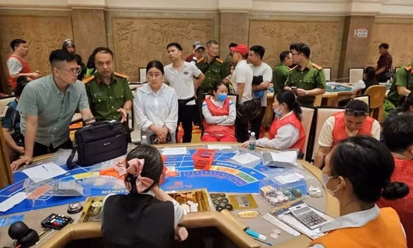 Triệt phá sòng bạc "khủng" núp bóng khu vui chơi quốc tế, thu giữ hơn 301 tỉ đồng
