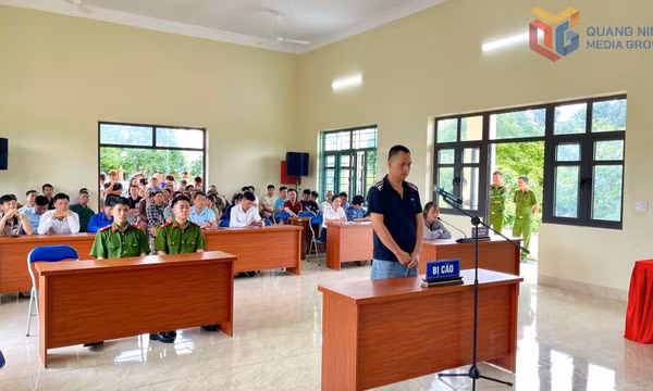 Xử án lưu động đối tượng 2 lần vận chuyển khí cười