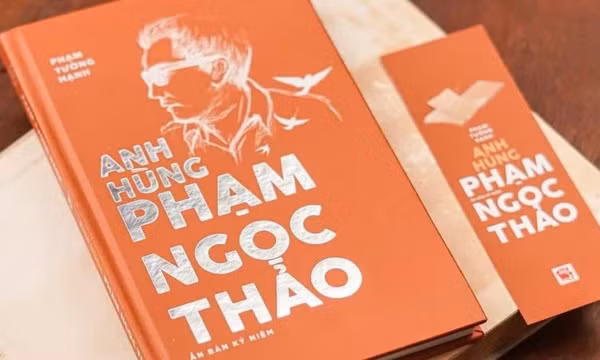 Ra mắt ấn bản kỷ niệm về Anh hùng Phạm Ngọc Thảo