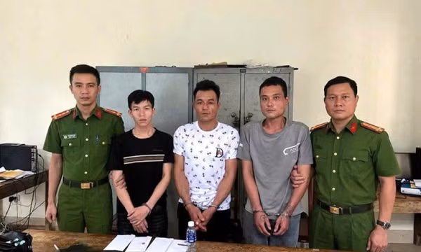 Cướp 8 cây thuốc lá để mua ma túy, nam thanh niên bị bắt trong nhà nghỉ