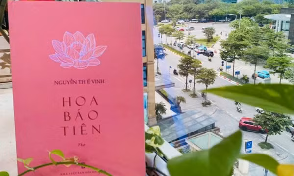 “Hoa báo tiên” - Mỗi câu thơ đều thấm đẫm văn hóa, lịch sử dân tộc