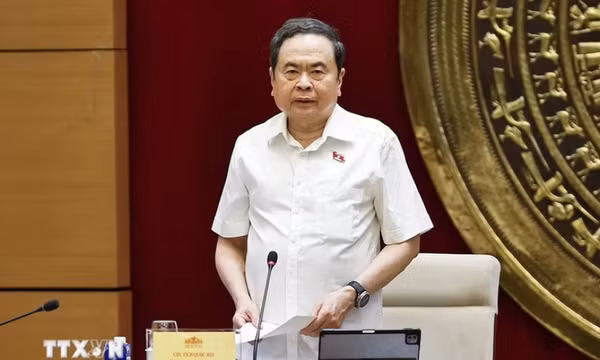 Ủy ban Khoa học, Công nghệ và Môi trường không được phép đi sau thực tiễn