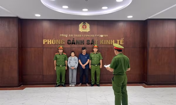 Triệt phá đường dây sản xuất, tiêu thụ hơn 4 tấn bột ngọt giả nhãn hiệu Ajinomoto