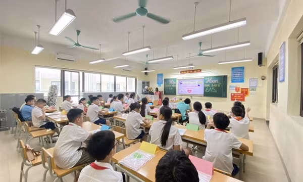 Bộ GDĐT cho phép dạy thêm trong nhà trường nhưng không quá 45 em/lớp