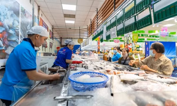 Khơi thông niềm tin để kích hoạt sức mua nội địa