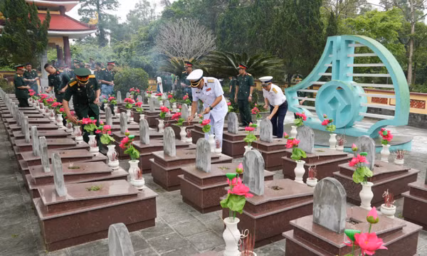 Thực hiện tốt chính sách với người có công