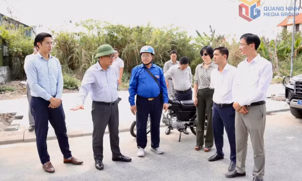 Sắp xếp bộ máy tổ chức chính trị tinh gọn, hiệu quả