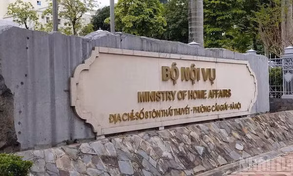 Bộ Nội vụ tái cấu trúc 12 thủ tục hành chính bằng dữ liệu điện tử trên VNeID 