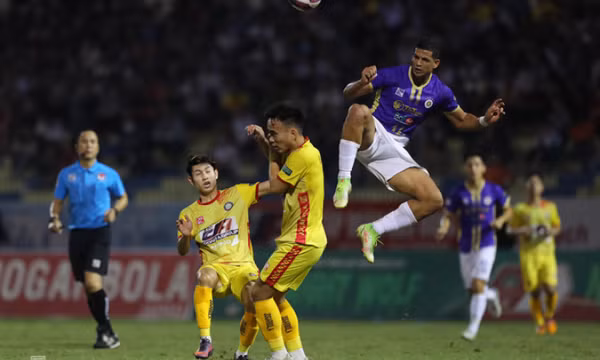 Hà Nội bị chia điểm trên sân Thanh Hoá