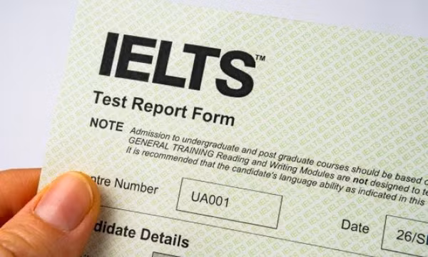 Bộ GD&ĐT cho phép một số đơn vị tổ chức thi IELTS trở lại 