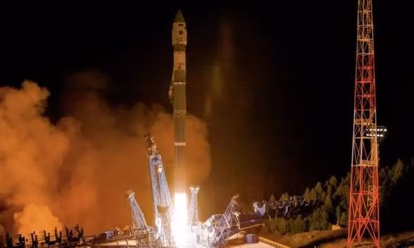 Nga phóng tên lửa Soyuz mang theo vệ tinh quân sự vào không gian