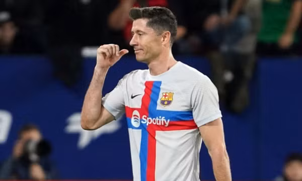 Lewandowski chính thức bị cấm 3 trận ở La Liga