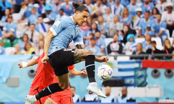 Son Heung-min, Suarez im tiếng, Hàn Quốc chia điểm với Uruguay