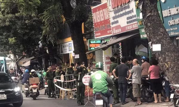 Người phụ nữ bán trà đá bị sát hại dã man trên vỉa hè