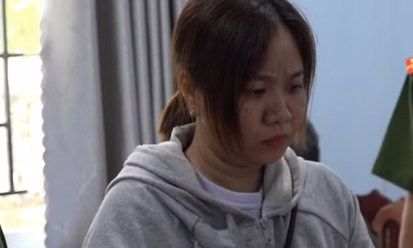 Bắt chuyên viên ngân hàng chiếm đoạt trên 13 tỉ đồng của đồng nghiệp