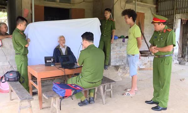Tiện ích từ CCCD gắn chíp và tài khoản định danh điện tử