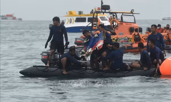 Indonesia công bố nguyên nhân vụ máy bay rơi xuống biển làm 62 người thiệt mạng