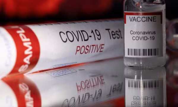 Australia chưa khuyến nghị tiêm liều vaccine thứ 5 trước làn sóng COVID-19 mới