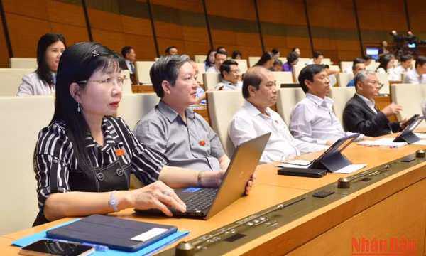 Thông cáo báo chí số 19 Kỳ họp thứ 4, Quốc hội khóa XV