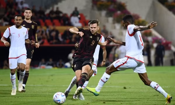 Đức chạy đà ì ạch trước World Cup