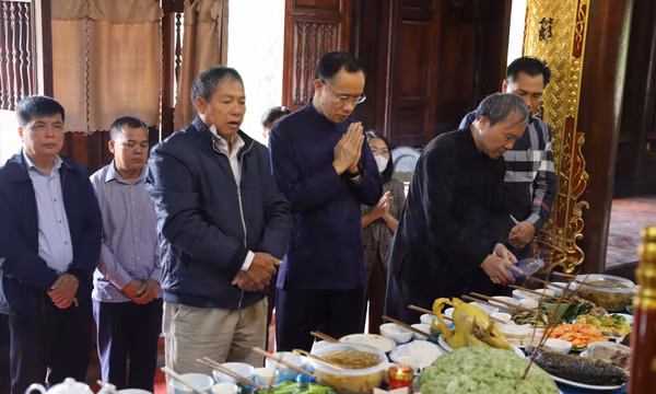 Nghi lễ mừng cơm mới và khai mạc giải bóng đá nữ Hội Mùa vàng Bình Liêu 2022