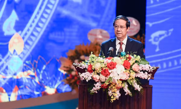 Bộ trưởng GD&ĐT: Việc tự đổi mới của nhà giáo quyết định thành công của giáo dục