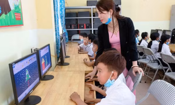 Điều kiện chuyển sang làm giáo viên tiểu học