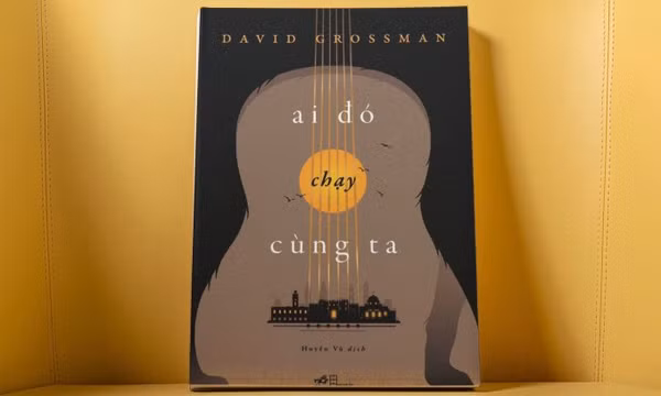 Sách 'Ai đó chạy cùng ta': Hành trình trưởng thành