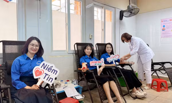 Lan tỏa nghĩa cử hiến máu