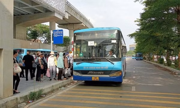 Hà Nội miễn phí xe buýt và tàu điện dịp kỷ niệm 80 năm Quốc khánh 2/9