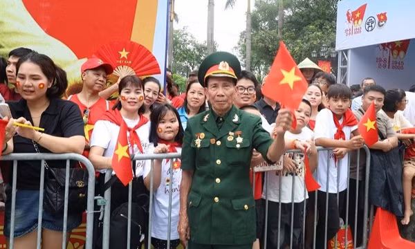 80 năm độc lập: Hạnh phúc của người dân - Thước đo thành công của Chính phủ