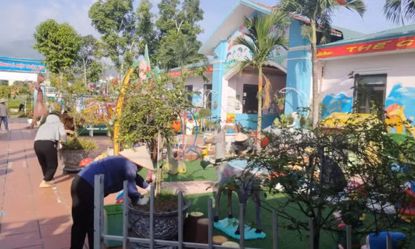  Chăm lo cho giáo dục vùng khó