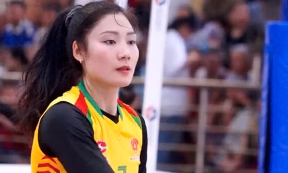 Cựu hoa khôi bóng chuyền Phạm Thị Yến trở lại thi đấu sau 8 năm