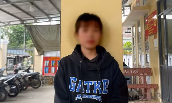 Cô gái 27 tuổi dựng chuyện bị cướp vàng để che giấu việc bán tài sản tiêu xài
