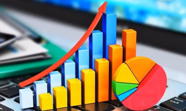 Thủ tướng chỉ đạo đẩy mạnh một số nhiệm vụ, giải pháp nhằm thực hiện mục tiêu tăng trưởng kinh tế năm 2025