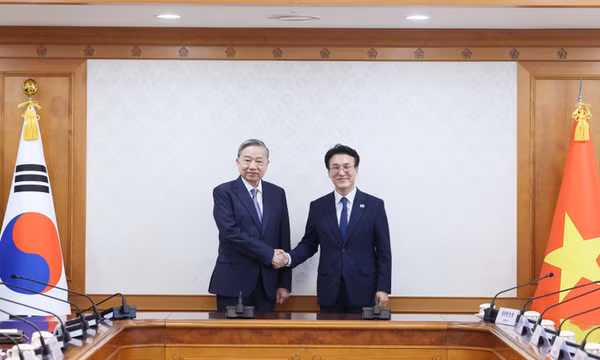 Tổng Bí thư Tô Lâm hội kiến với Thủ tướng Hàn Quốc Kim Min Seok