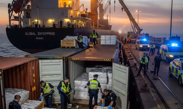 Panama thu giữ gần 1,8 tấn ma túy giấu trong container đi Đức