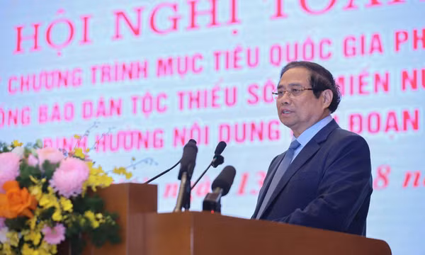 Tăng cường phân cấp, nâng cao hiệu quả thực hiện Chương trình mục tiêu quốc gia vùng đồng bào DTTS và miền núi