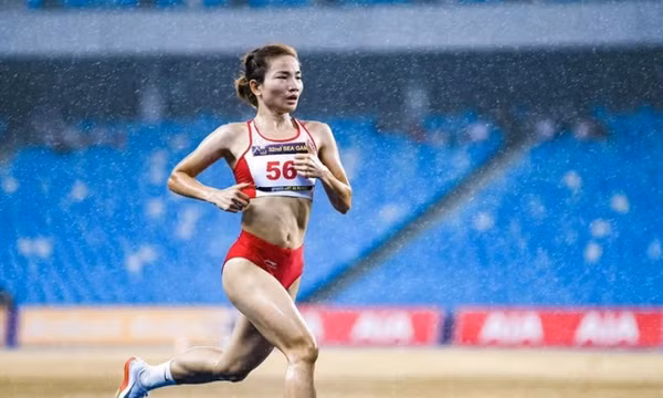 Nguyễn Thị Oanh lập hat-trick vàng ở Giải điền kinh quốc gia 2025