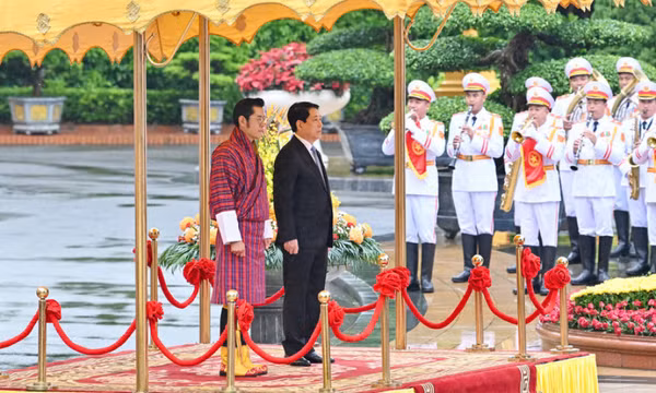 Chủ tịch nước Lương Cường chủ trì lễ đón Quốc vương Bhutan thăm cấp Nhà nước tới Việt Nam