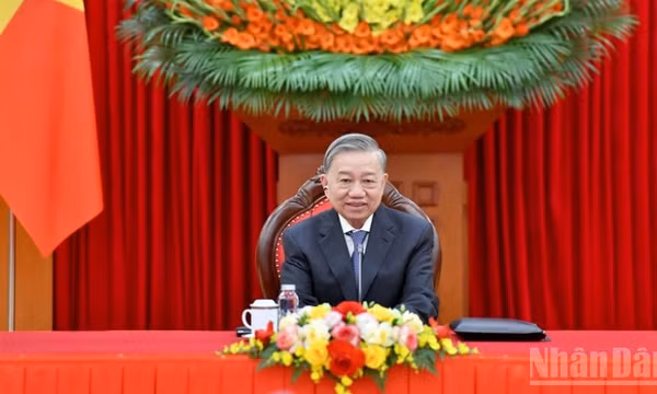 Thư chúc mừng của Tổng Bí thư Tô Lâm nhân dịp Kỷ niệm 80 năm thành lập ngành ngoại giao