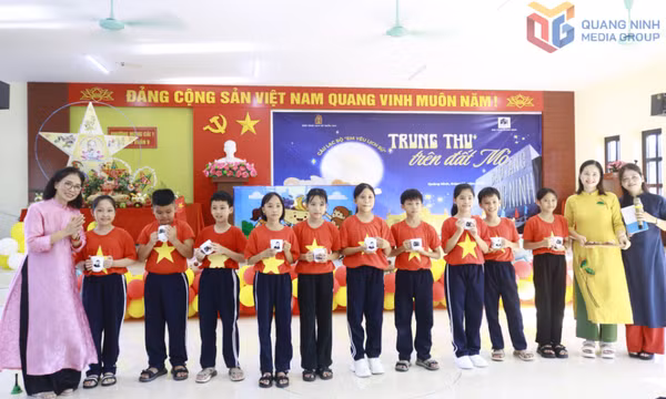 “Trung thu trên Đất mỏ” tại Nhà tưởng niệm anh hùng Đào Phúc Lộc 