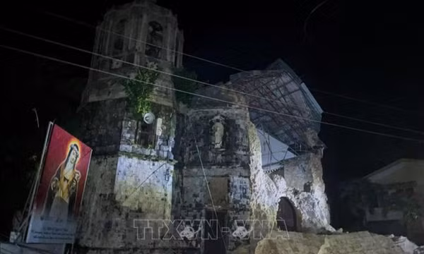 Động đất tại Philippines: Gần 30 người thiệt mạng, nhiều tòa nhà bị hư hại