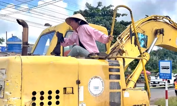 Tạm giữ người phụ nữ ngăn thi công dự án chỉnh trang đô thị ở Tây Ninh